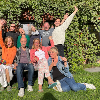 inspiratie & level-up weekend voor allerhande hulpverleners: dans, crea, lachen & psychodrama